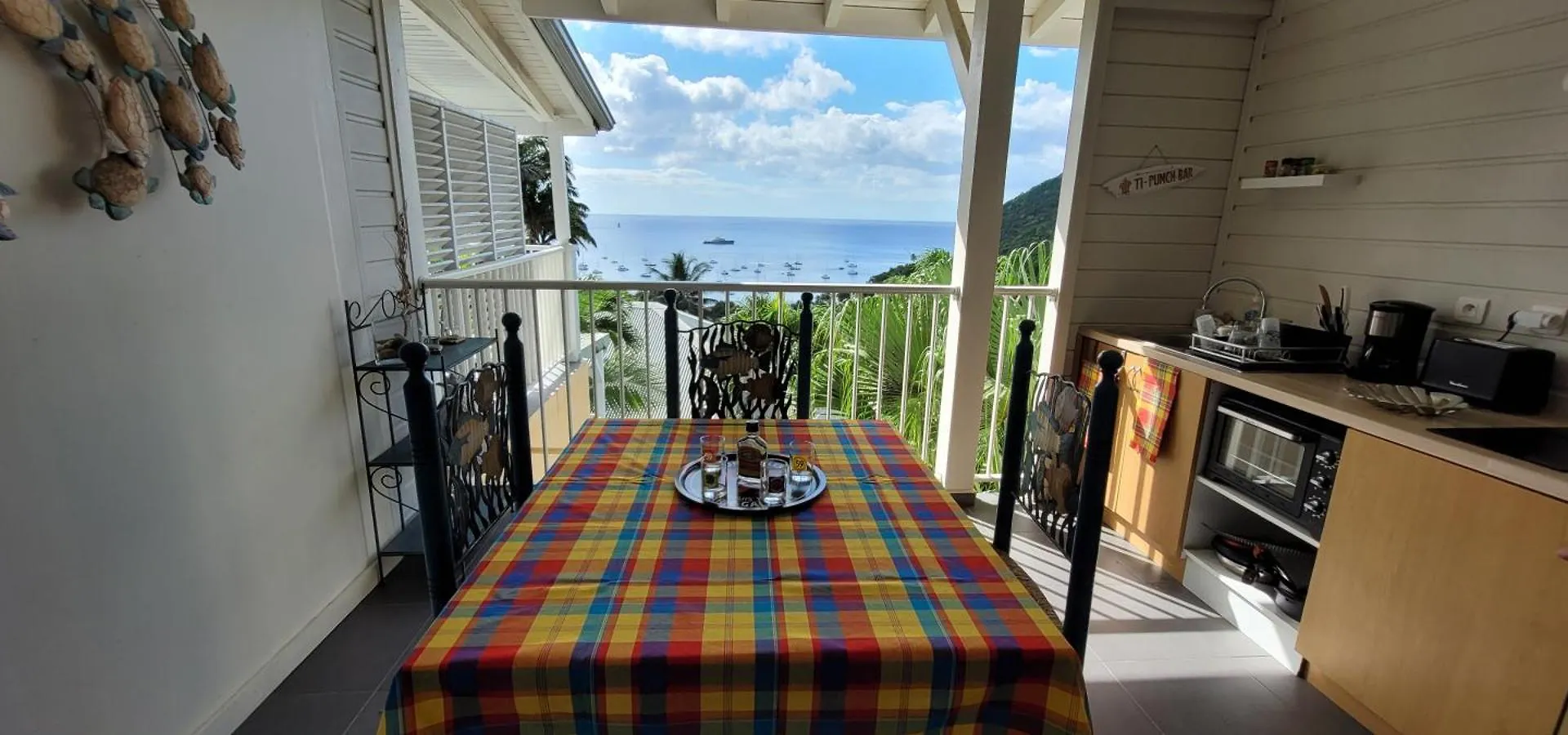 Appartement Duplex Vue Mer Jacuzzi Privé Deshaies Apartman